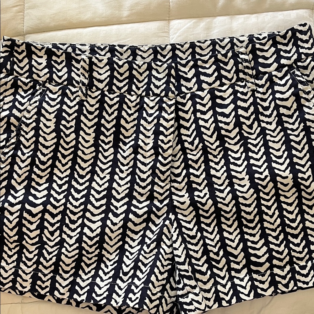 Women’s navy & White Patterned  Shorts